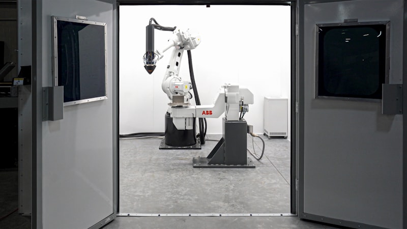 Multiple 3D printers in a print farm setup