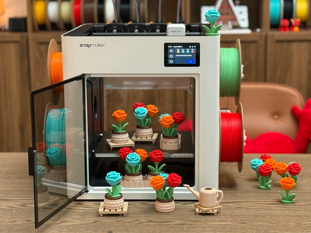 Colorful multi-material 3D printed objects