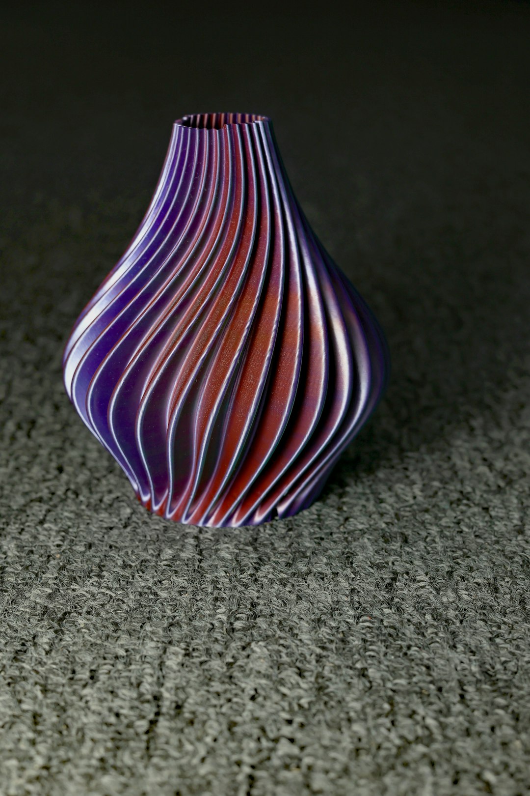3D printed vase in spiral mode showing smooth surface
